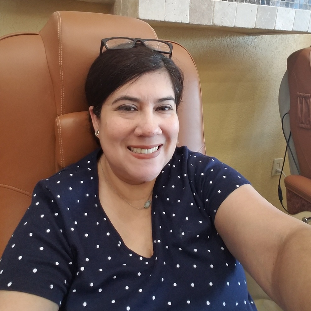 Meet your Posher, Adri